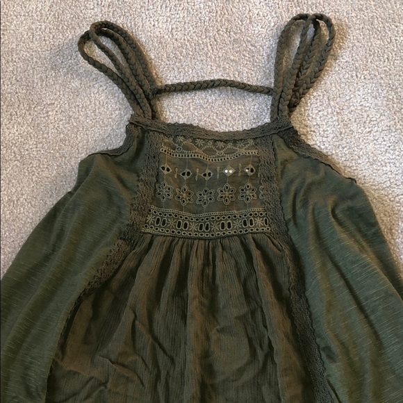 Olive green flowy tank - Picture 1 of 4